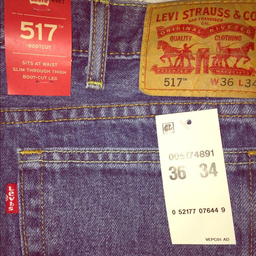 517 style, bootcut Levi’s